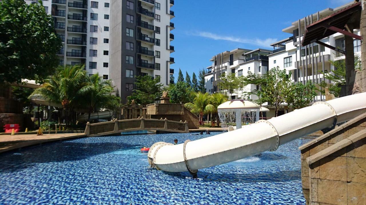 Cozy Swiss Garden Beach Resort Residence Kampung Sungai Karang Exteriér fotografie