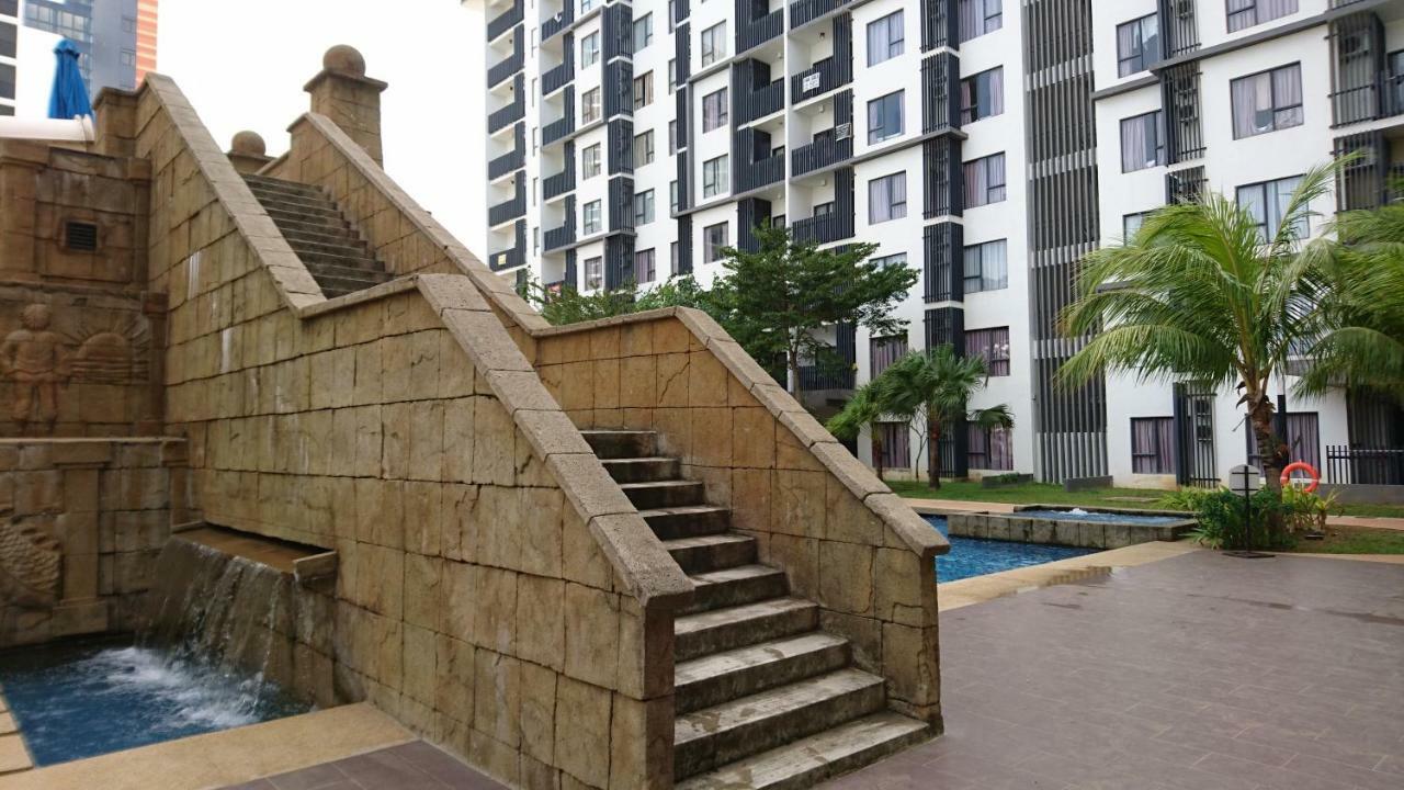Cozy Swiss Garden Beach Resort Residence Kampung Sungai Karang Exteriér fotografie