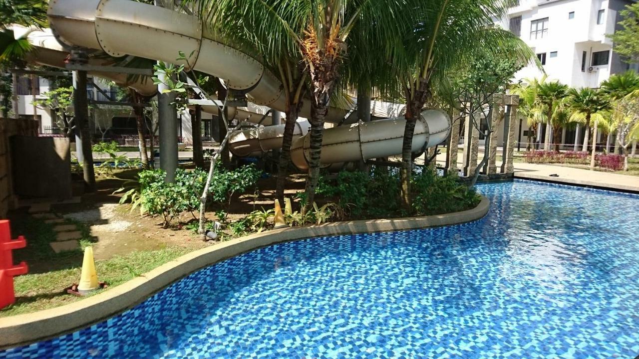 Cozy Swiss Garden Beach Resort Residence Kampung Sungai Karang Exteriér fotografie