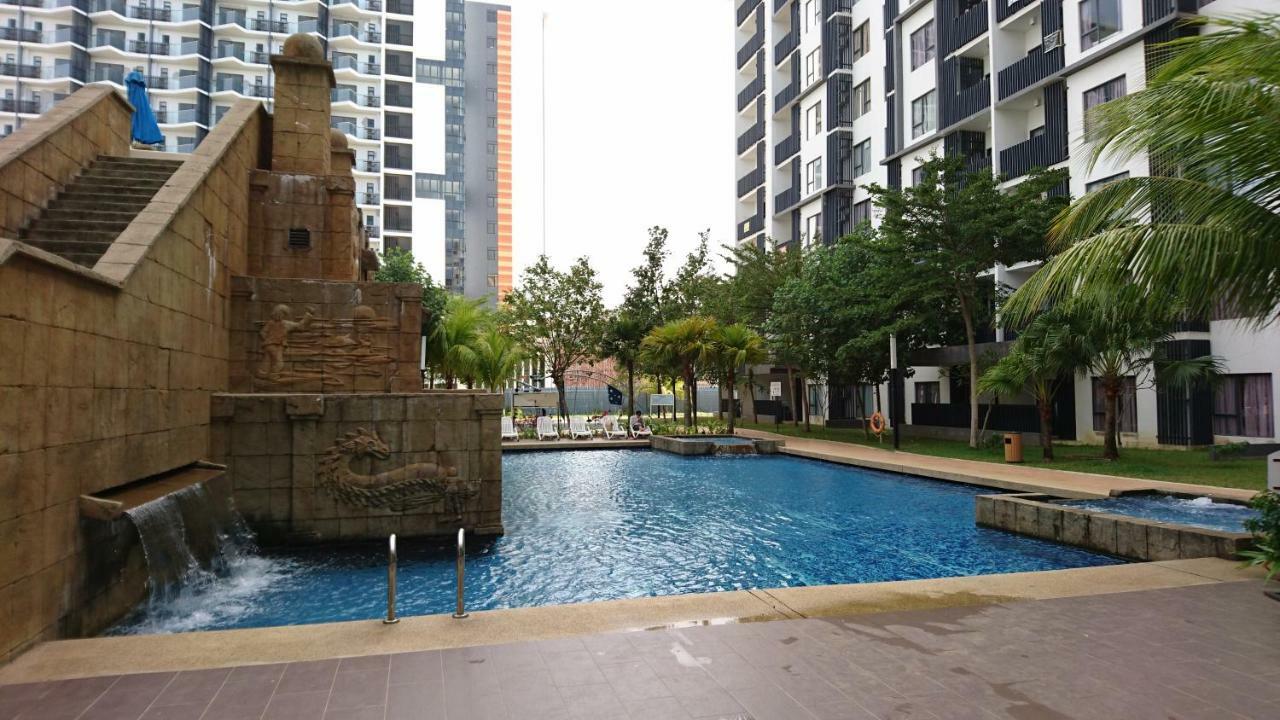 Cozy Swiss Garden Beach Resort Residence Kampung Sungai Karang Exteriér fotografie