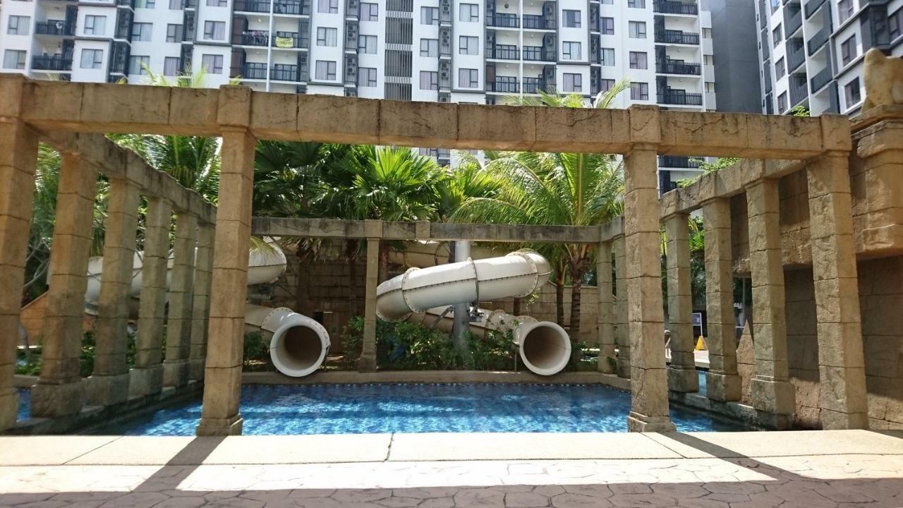 Cozy Swiss Garden Beach Resort Residence Kampung Sungai Karang Exteriér fotografie
