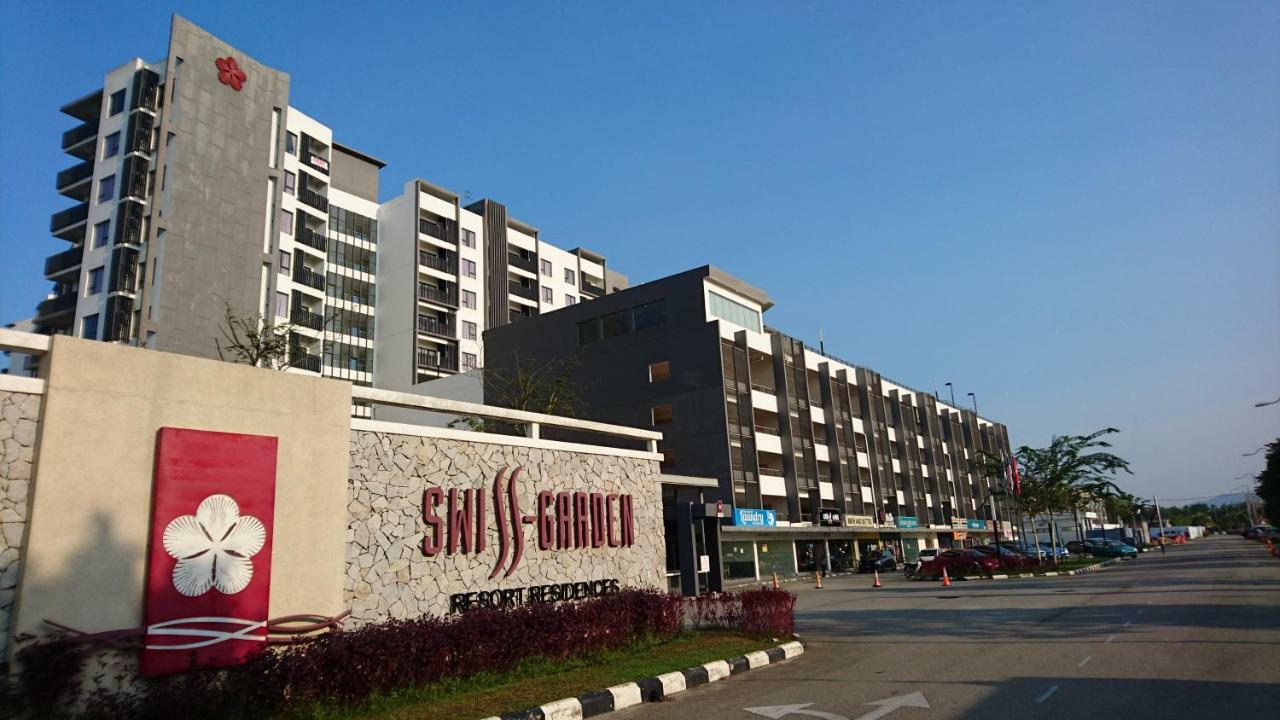 Cozy Swiss Garden Beach Resort Residence Kampung Sungai Karang Exteriér fotografie